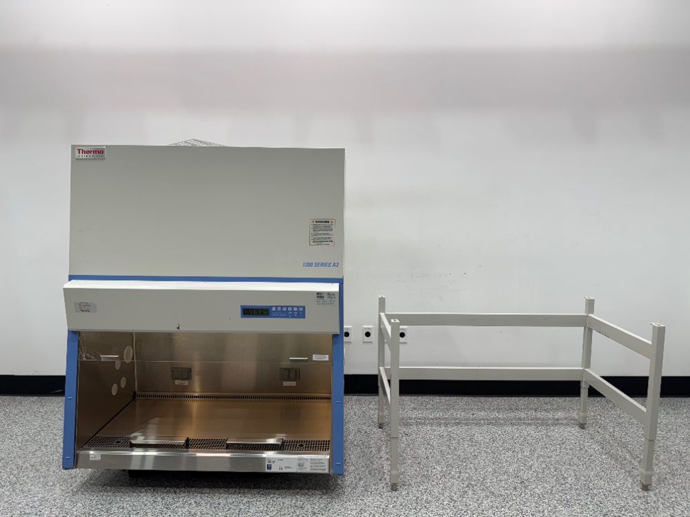 Image of Thermo 1300 Series A2 4' BioSafety Cabinet